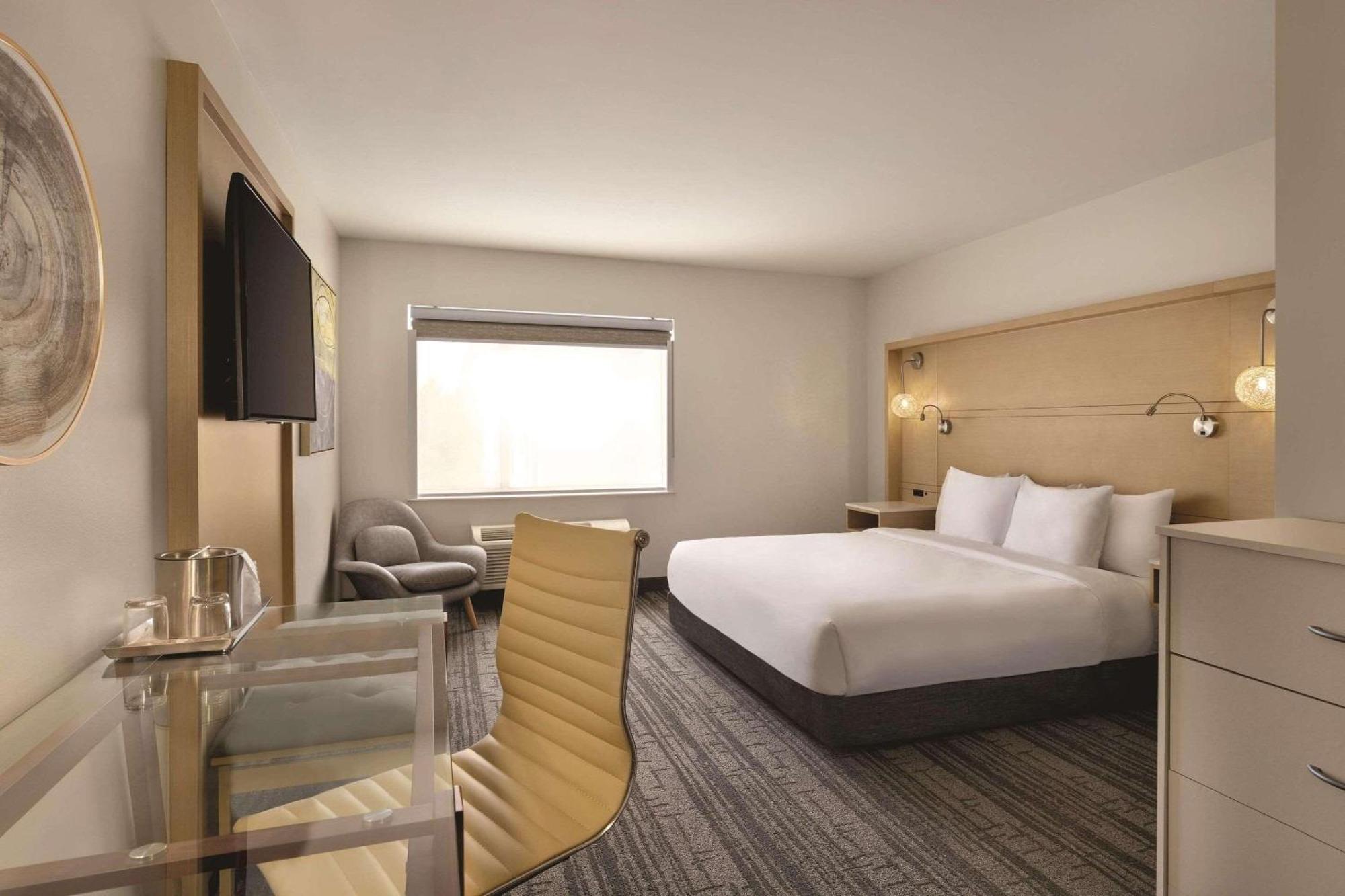 Radisson Hotel Atlanta Airport College Park Exterior foto